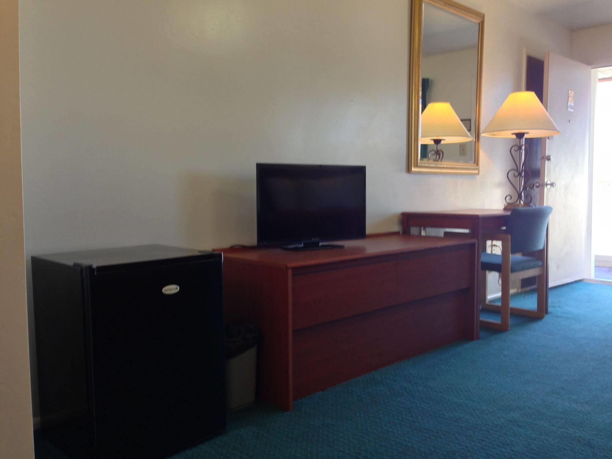 Canyonlands Motor Inn Monticello Bagian luar foto